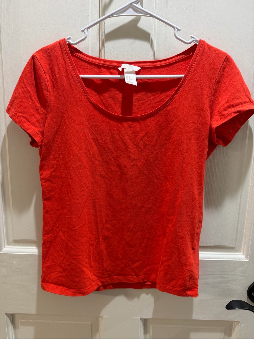 H&H Classic Women's Scoop Neck Tee - Red